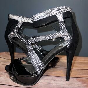 G by Guess high heel in black and white snakeskin
